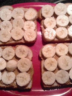 A picture of Peanut butter Bannana Sandwiches.