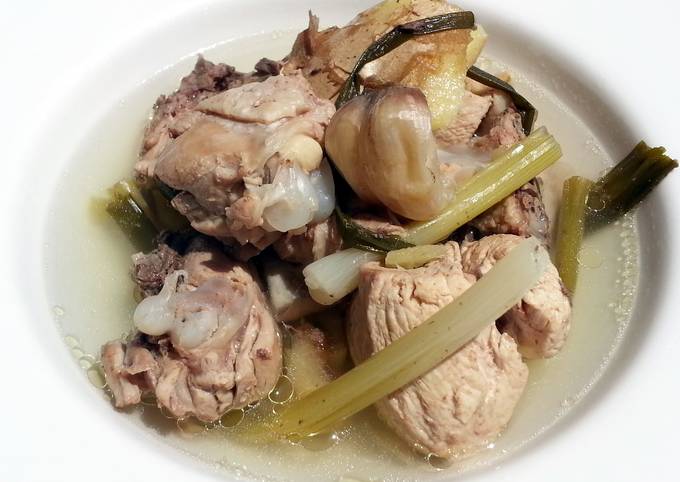 Recipe of Favorite LG BASIC CHICKEN STOCK /SOUP (ASIAN STYLE )