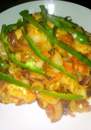 A picture of Awara with sauce.