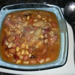 A picture of Bean & Ham Hock soup.