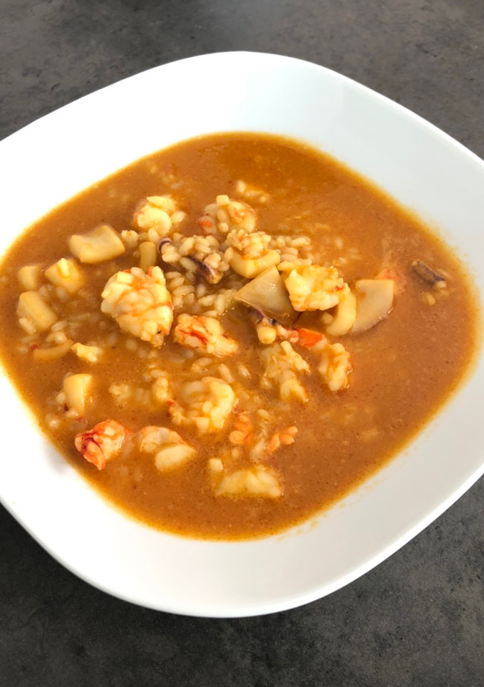 Una foto de Arroz Caldoso con Gambas, Almejas y Calamar para Thermomix