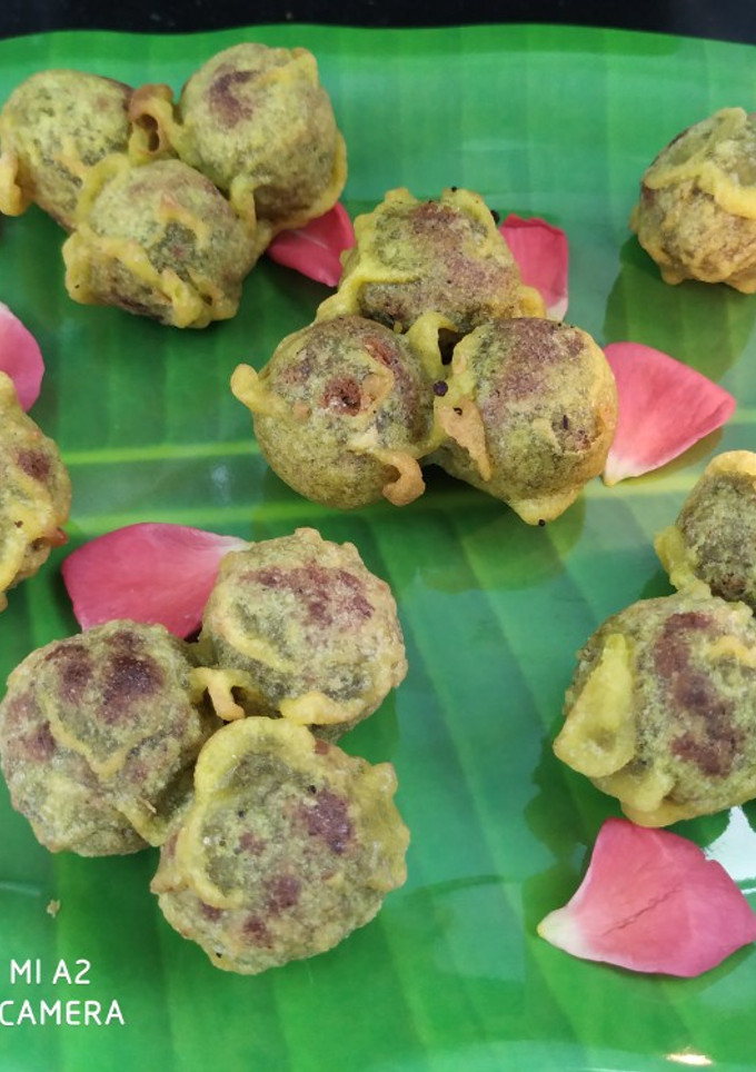 முந்திரிக் கொத்து செய்முறை முக்கிய புகைப்படம்