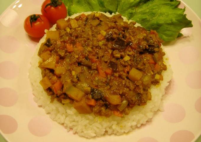 Mild Dry Curry with Chunky Vegetables