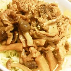 A picture of Stir Fried Pork, Shimeji Mushrooms and King Oyster Mushrooms with Oyster Sauce.