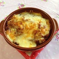 A picture of Potato Gratin Made with Leftover Meat Sauce.