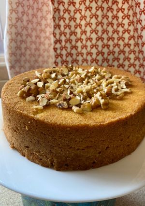 A picture of Orange & Nuts Cake.