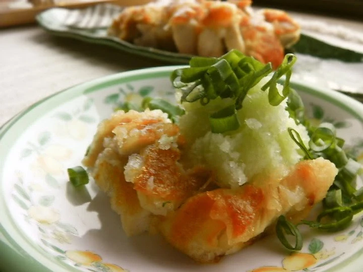 Simple Way Make Recipe Soft and Crispy Chicken Breast Topped with Grated Radish that is Can Pamper Your Tongue, Appealing}