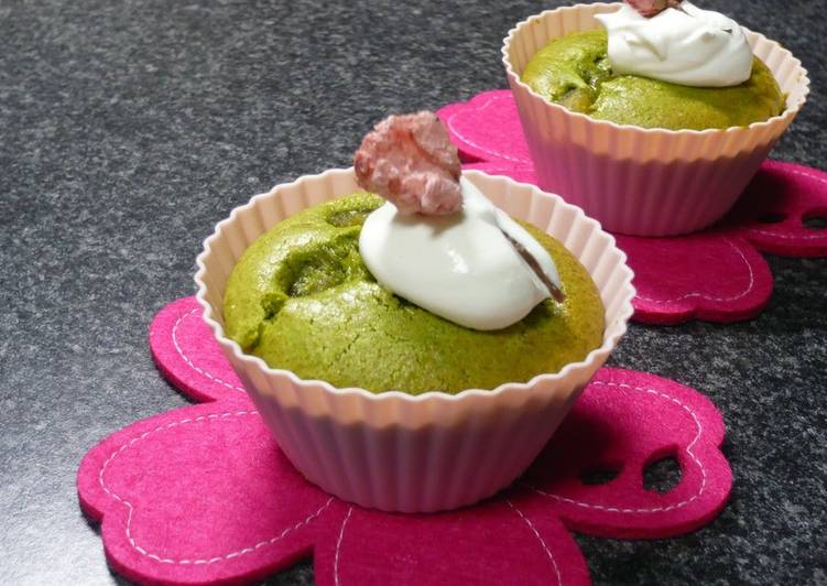 Recipe of Award-winning Oil-Free Green Tea Muffins