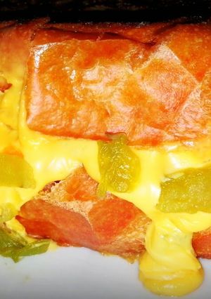 A picture of Mike's Green Chile Grilled Cheese.