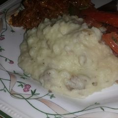 A picture of Home-Style Mashed Potatoes.