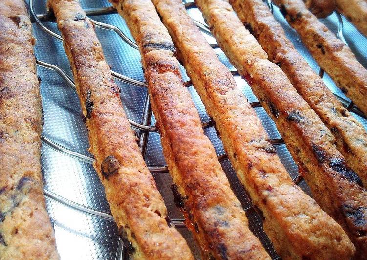 Recipe of Homemade Macrobiotic Kinako and Dried Persimmon Crispy Snack Sticks