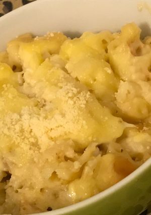 Una foto de Macaroni Gratín ~Macaroni Gratinado con Salsa Blanca Estilo Japonés~
