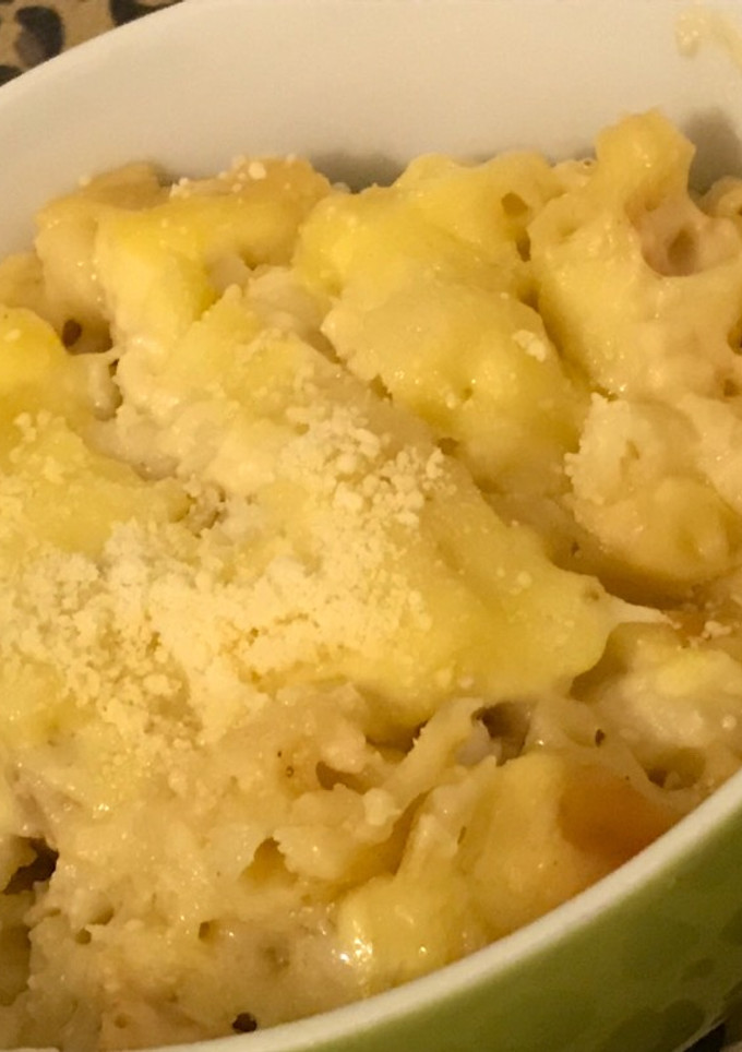 Una foto de Macaroni Gratín ~Macaroni Gratinado con Salsa Blanca Estilo Japonés~