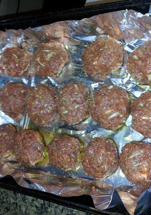 A picture of Italian spicy meatballs.