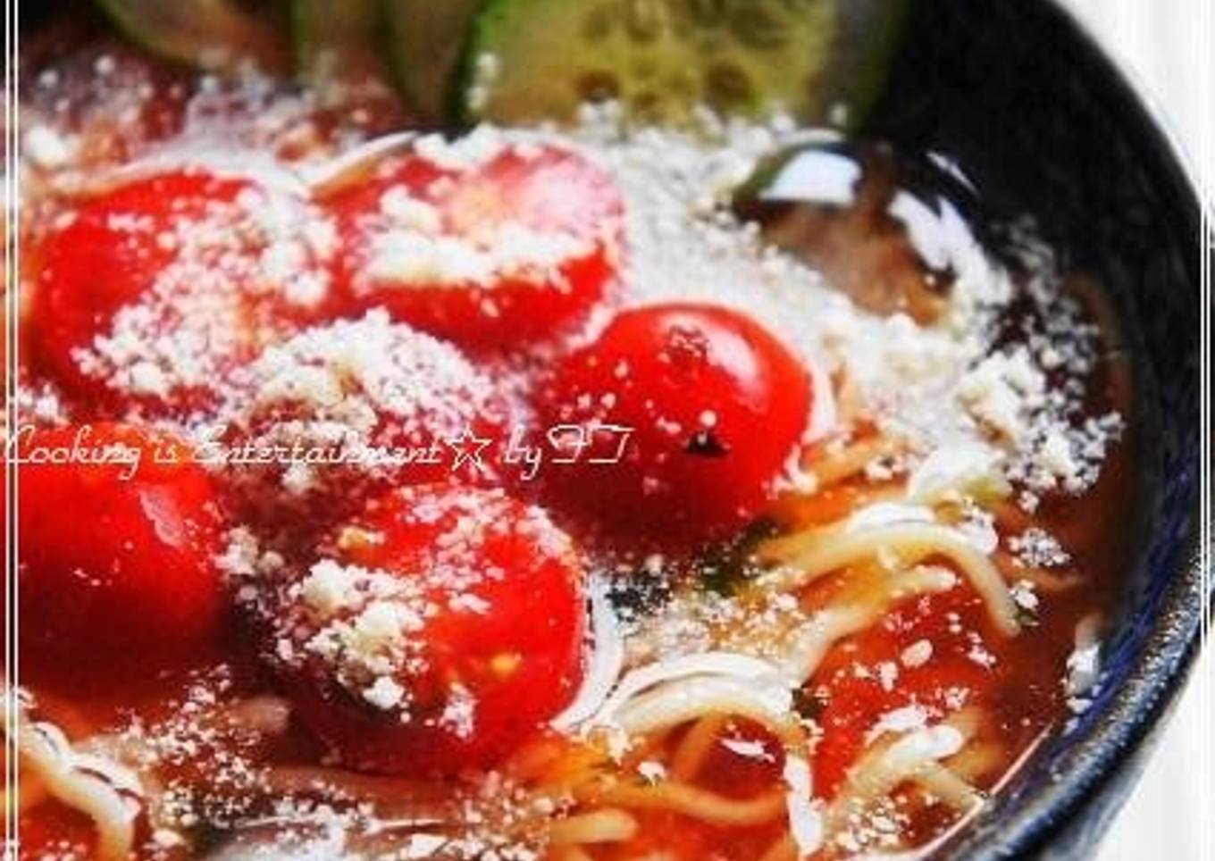 Sunny tomato noodles for ramen or tukimen