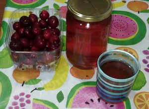 Una foto de Infusión de rabos de cerezas