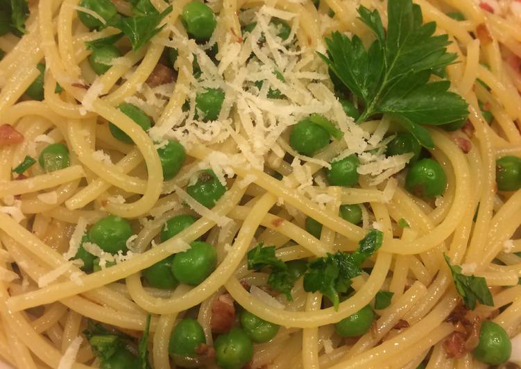 Recipe of Super Quick Homemade Pasta With Bacon And Peas