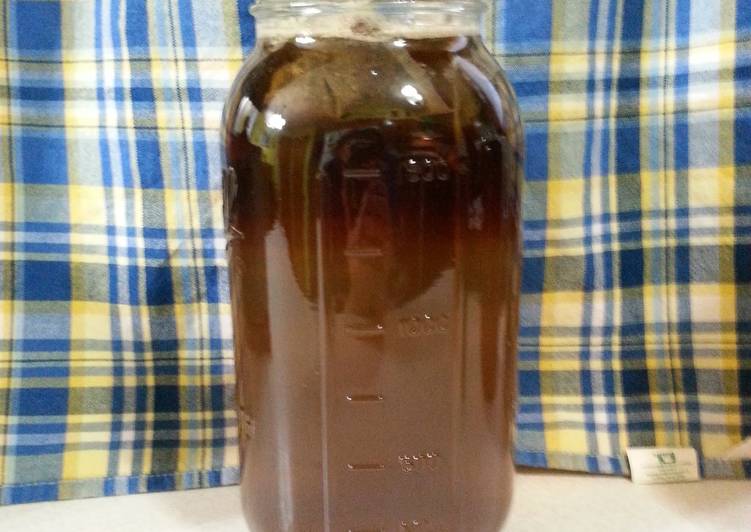 Simple Way to Prepare Perfect Sweet Tea Syrup