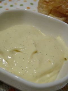 A picture of Microwaved Authentic Custard Cream.