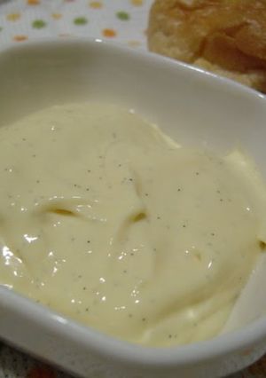 A picture of Microwaved Authentic Custard Cream.