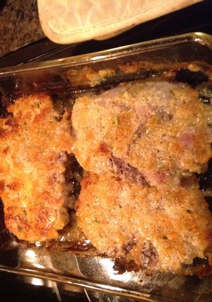 A picture of Dani's Easy Oven Pork Chops.