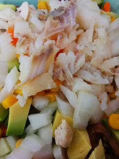 Una foto de Ensalada de arroz con bacalao