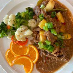 A picture of Pineapple Beef Stir-fry.
