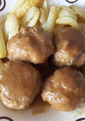Foto principal de Albóndigas ligeras con salsa al jerez (en thermomix)