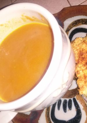 A picture of Carrot soup.