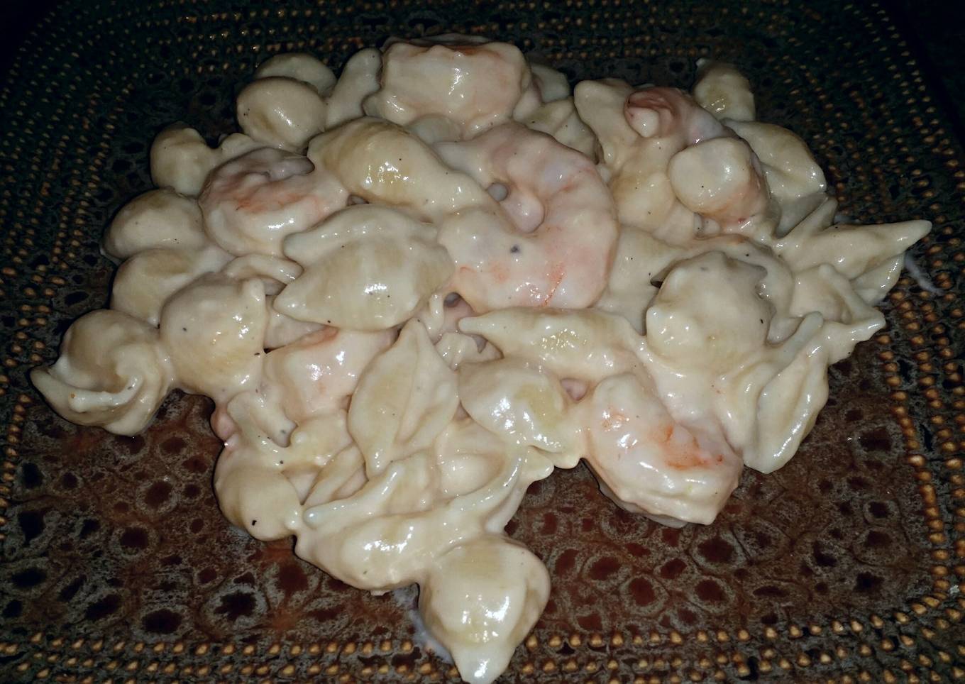 Mac N shrimp cream cheese