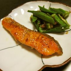 A picture of Irresistible!! Lemon Teriyaki Autumn Salmon.