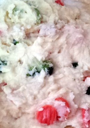 A picture of Creamy Potato Vegetable Pie.
