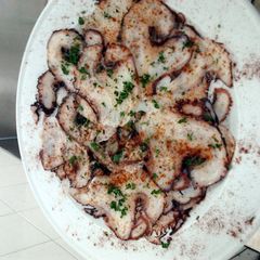 A picture of Octopus carpaccio.