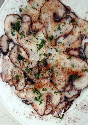 A picture of Octopus carpaccio.