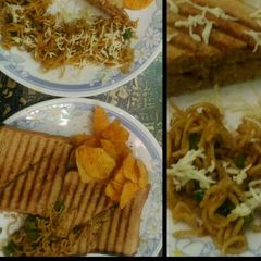 A picture of Grilled maggi sandwich.