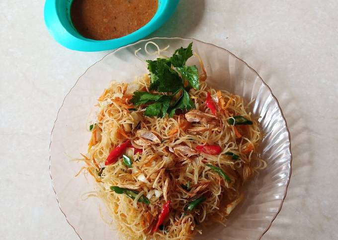 Wajib coba! Resep termudah memasak Bihun Goreng Kampung  istimewa