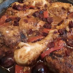 A picture of Sig's tripple berry chicken.