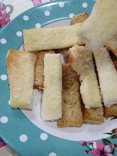 รูปของ ขนมปังกรอบ หม้ออบลมร้อน