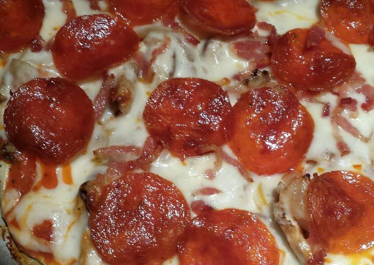 Easiest Way to Make Any-night-of-the-week Doughless Pizza (low carb)