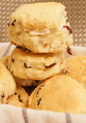 蔓越莓豆奶司康餅 Cranberry soy milk scone 的食譜成品照片