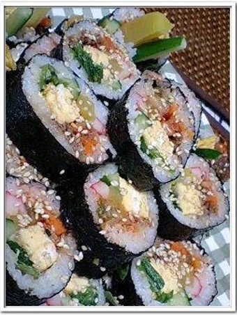 Easy Steps Make Recipes Gimbap: Korean Nori Seaweed Rolls the Perfect Tasty.