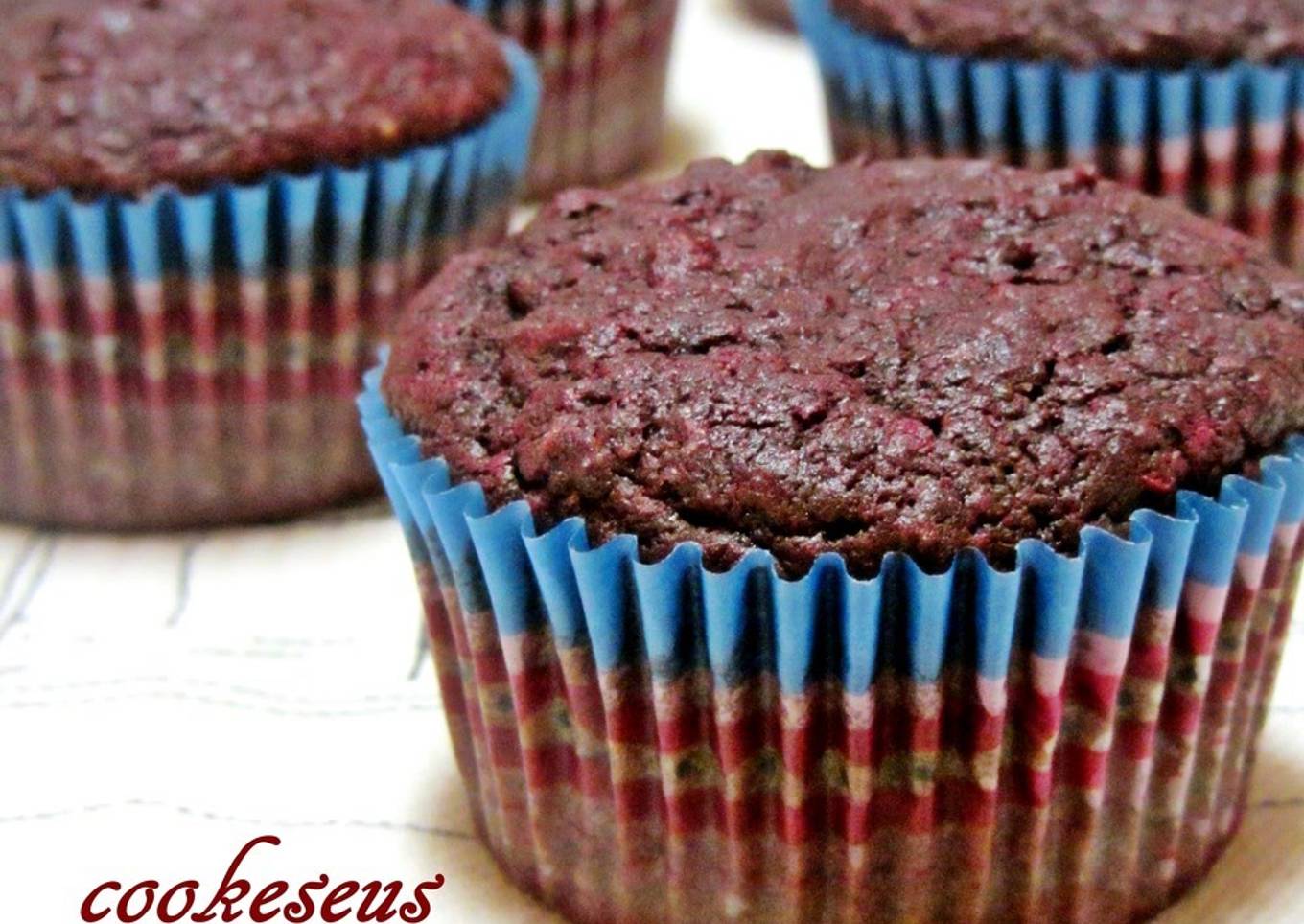 Beetroot & Dark Chocolate Cupcakes