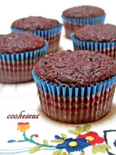A picture of Beetroot & Dark Chocolate Cupcakes.