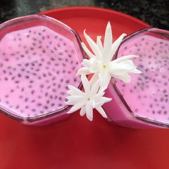 A picture of Rosemilk.