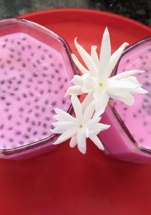 A picture of Rosemilk.