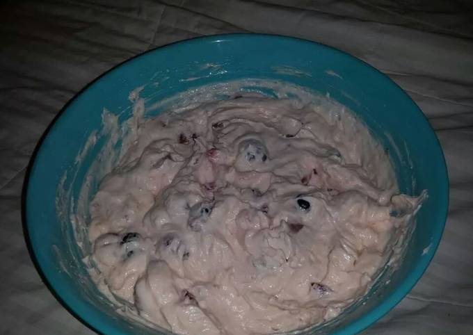 Steps to Prepare Super Quick Homemade Devine Berries and Cream dip!