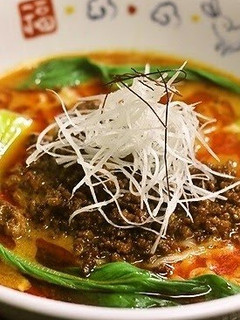 A picture of Dan Dan Noodles.