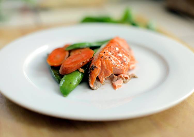 Step-by-Step Guide to Prepare Homemade Salmon with Vegetables