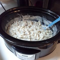 Easy Yummy Crock-Pot Chicken Alfredo A picture of Easy Yummy Crock-Pot Chicken Alfredo.