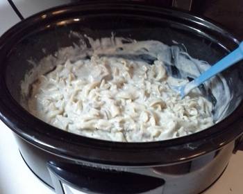 Easy Fast Cooking Easy Yummy CrockPot Chicken Alfredo Delicious Nutritious